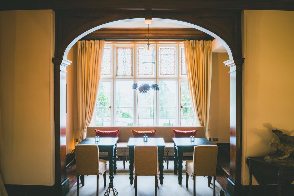 The Coed-Y-Mwstwr Hotel Bridgend  Kültér fotó