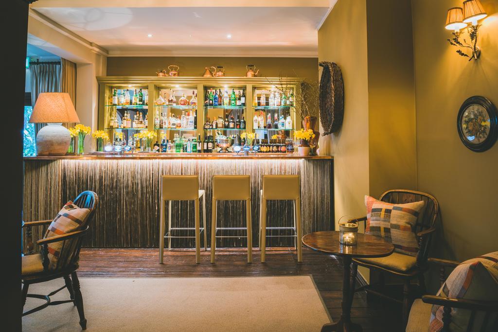 The Coed-Y-Mwstwr Hotel Bridgend  Kültér fotó
