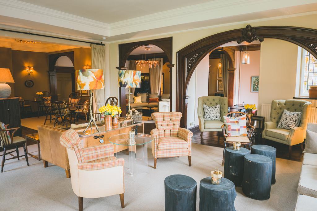The Coed-Y-Mwstwr Hotel Bridgend  Kültér fotó