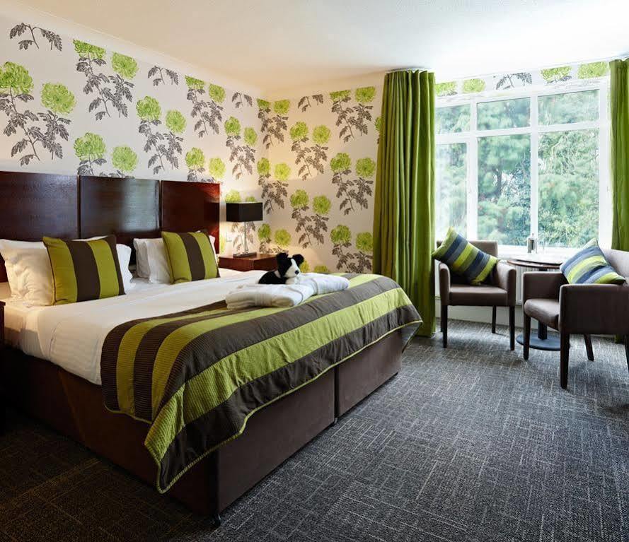 The Coed-Y-Mwstwr Hotel Bridgend  Kültér fotó