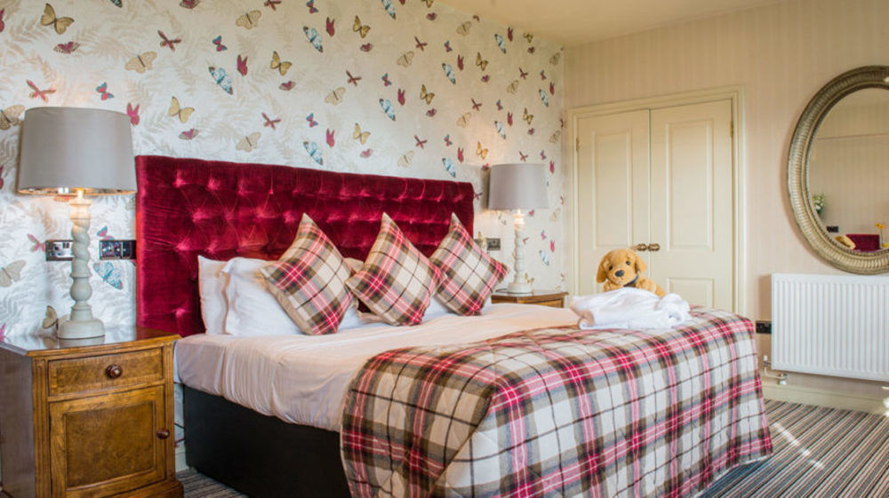 The Coed-Y-Mwstwr Hotel Bridgend  Kültér fotó